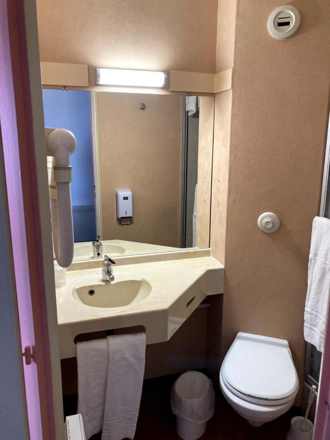 Brit Hotel Essentiel Moulins Avermes Kültér fotó