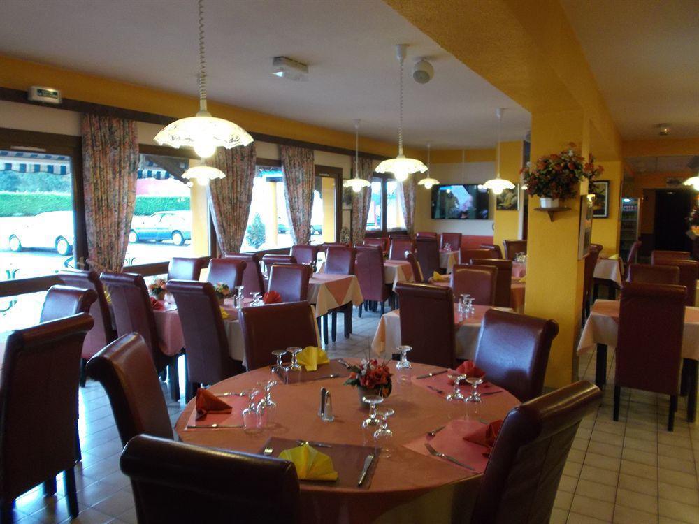 Brit Hotel Essentiel Moulins Avermes Kültér fotó